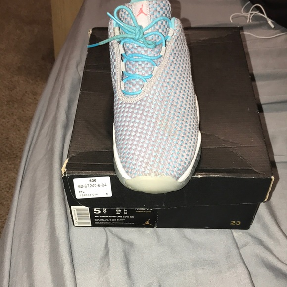 Air Jordan Future - Picture 2 of 3